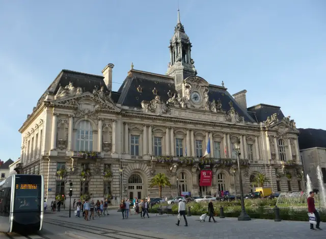 Hôtel de ville de Tours en France