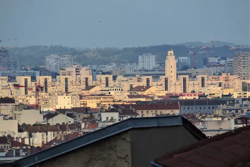 le quartier gratte-ciel de Villeurbanne et ses immeubles